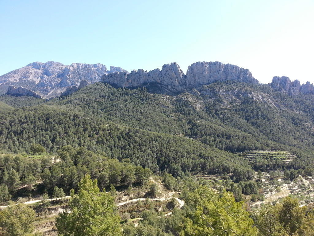 Alojamientos Turisticos Isa I Toni Sella Екстериор снимка